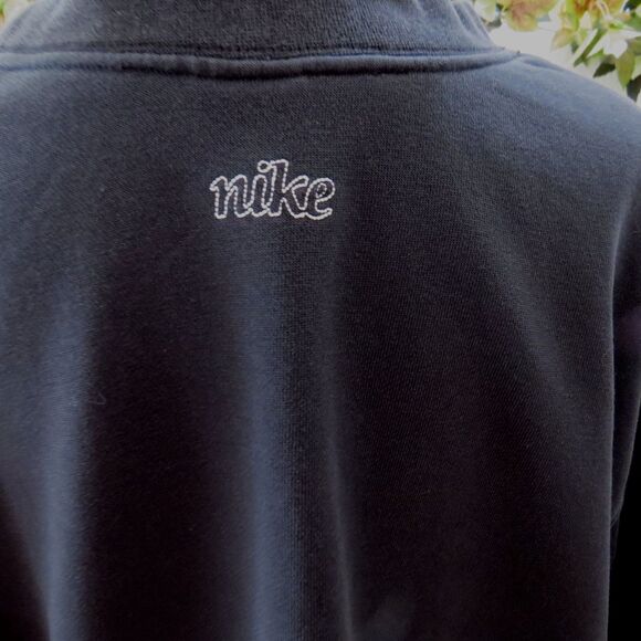 Nike Women's Dri-Fit Get Fit Big Swoosh Sweatshirt   Black 1X EUC - Picture 6 of 9